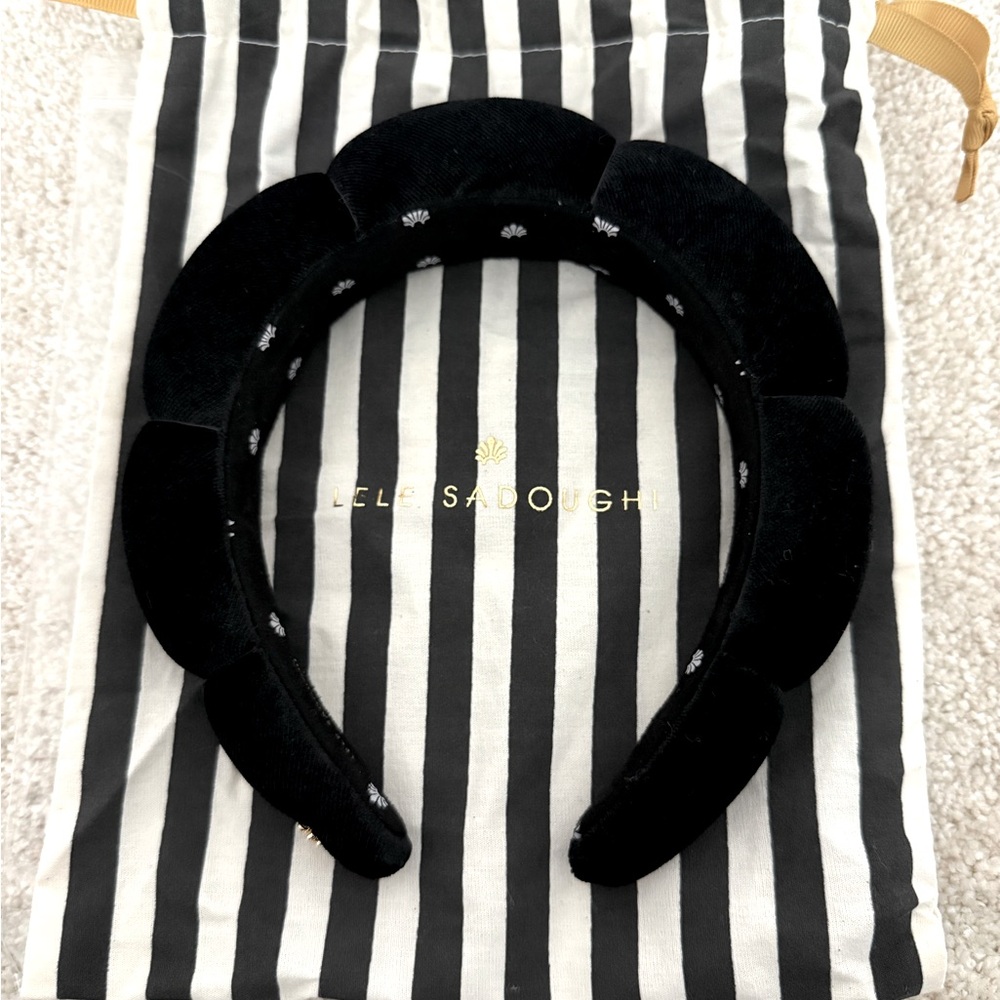 Lele Sadoughi Velvet Scalloped Headband